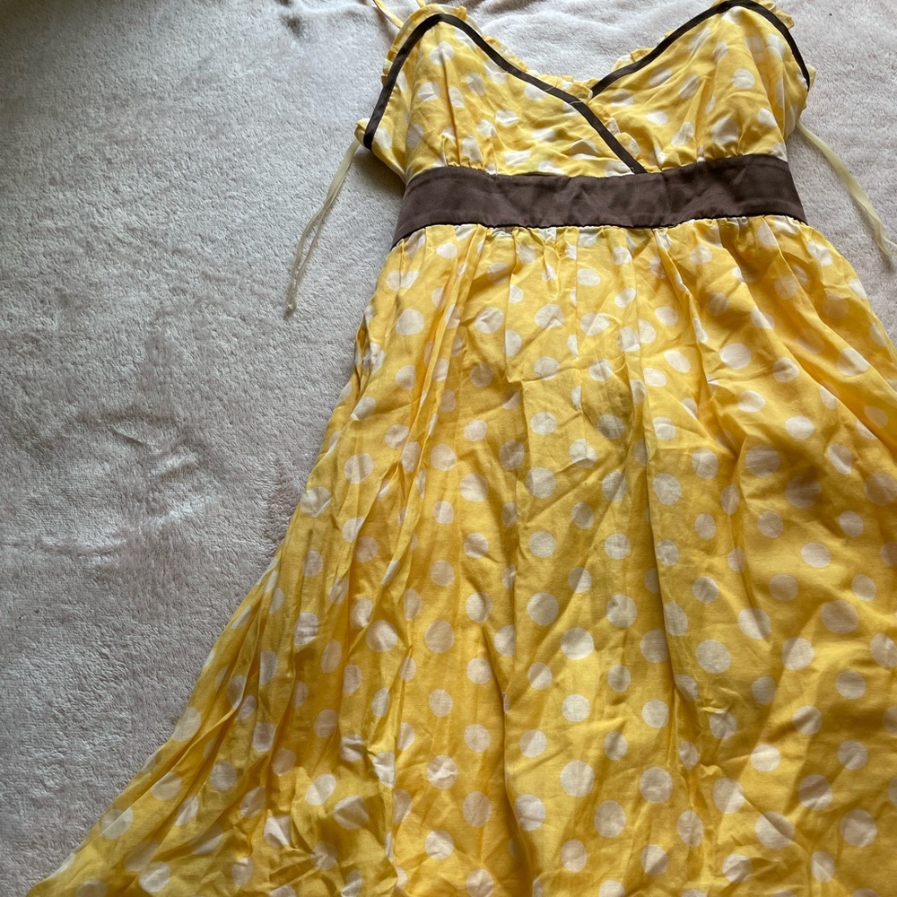 Dress - Picture 2 of 5